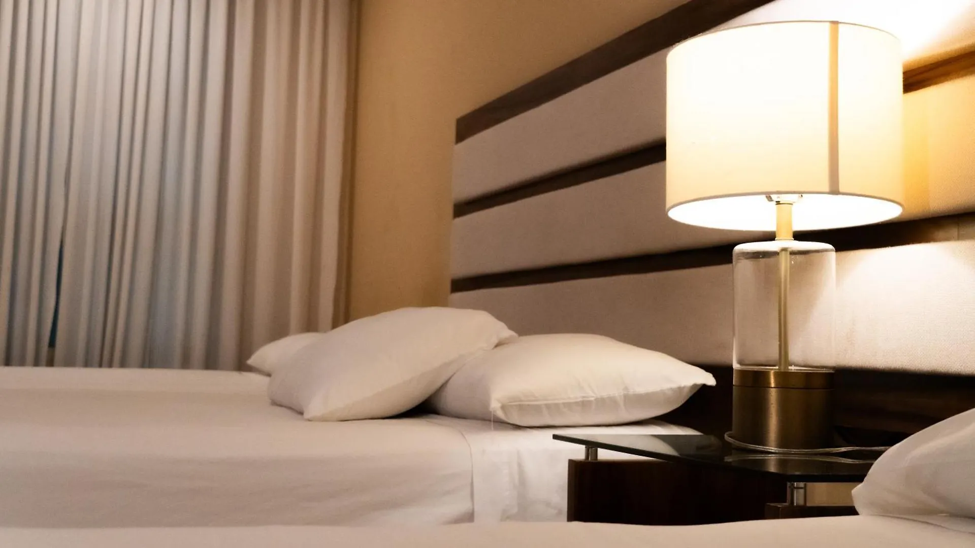 Infinity Suites Triple Room 206 Cancun
