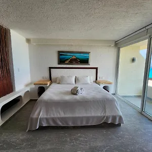 Rodero By Solymar Front In Zone Cancun
