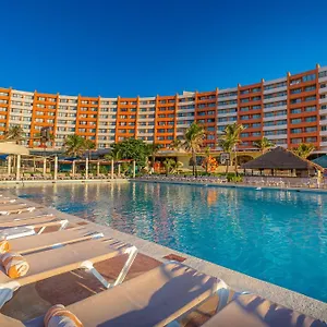 Crown Paradise Club Cancún