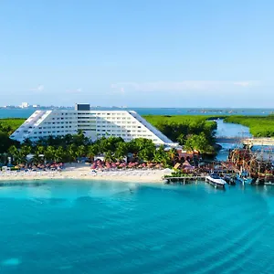 Grand Oasis Palm Cancún